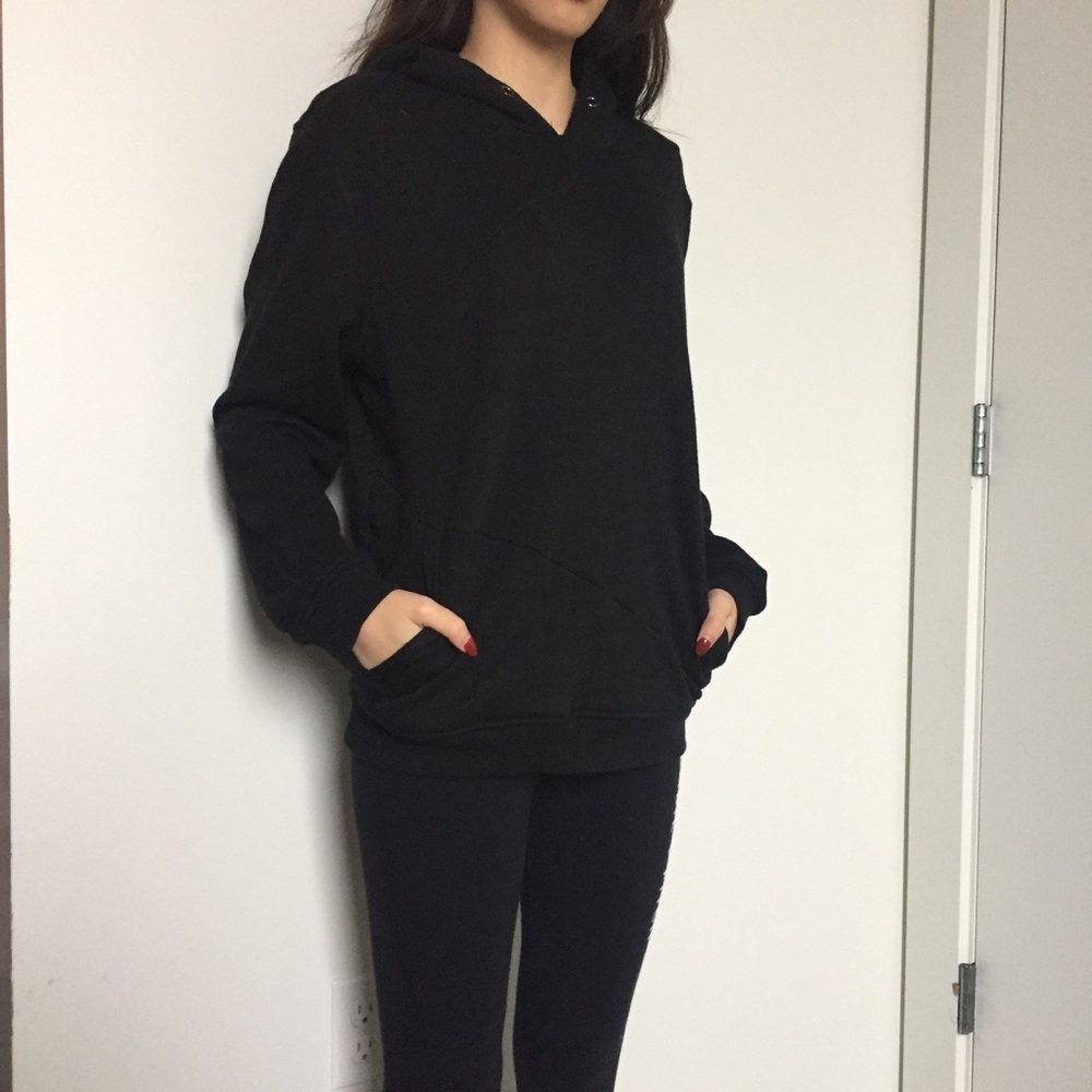 ‼️FINAL PRICE SALE ‼️Black hoodie